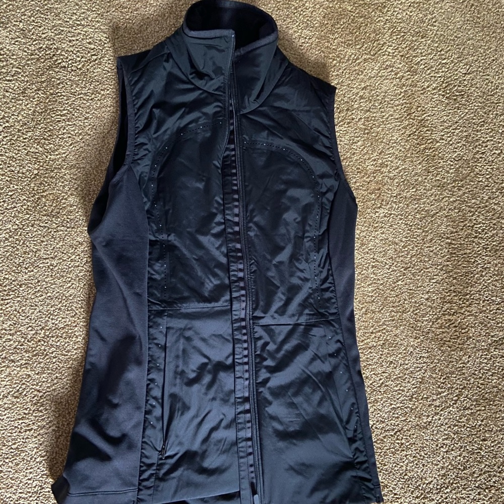 Lululemon vest